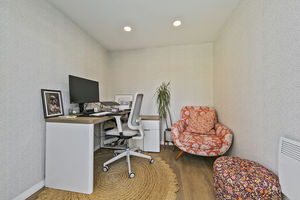 Garden Office- click for photo gallery